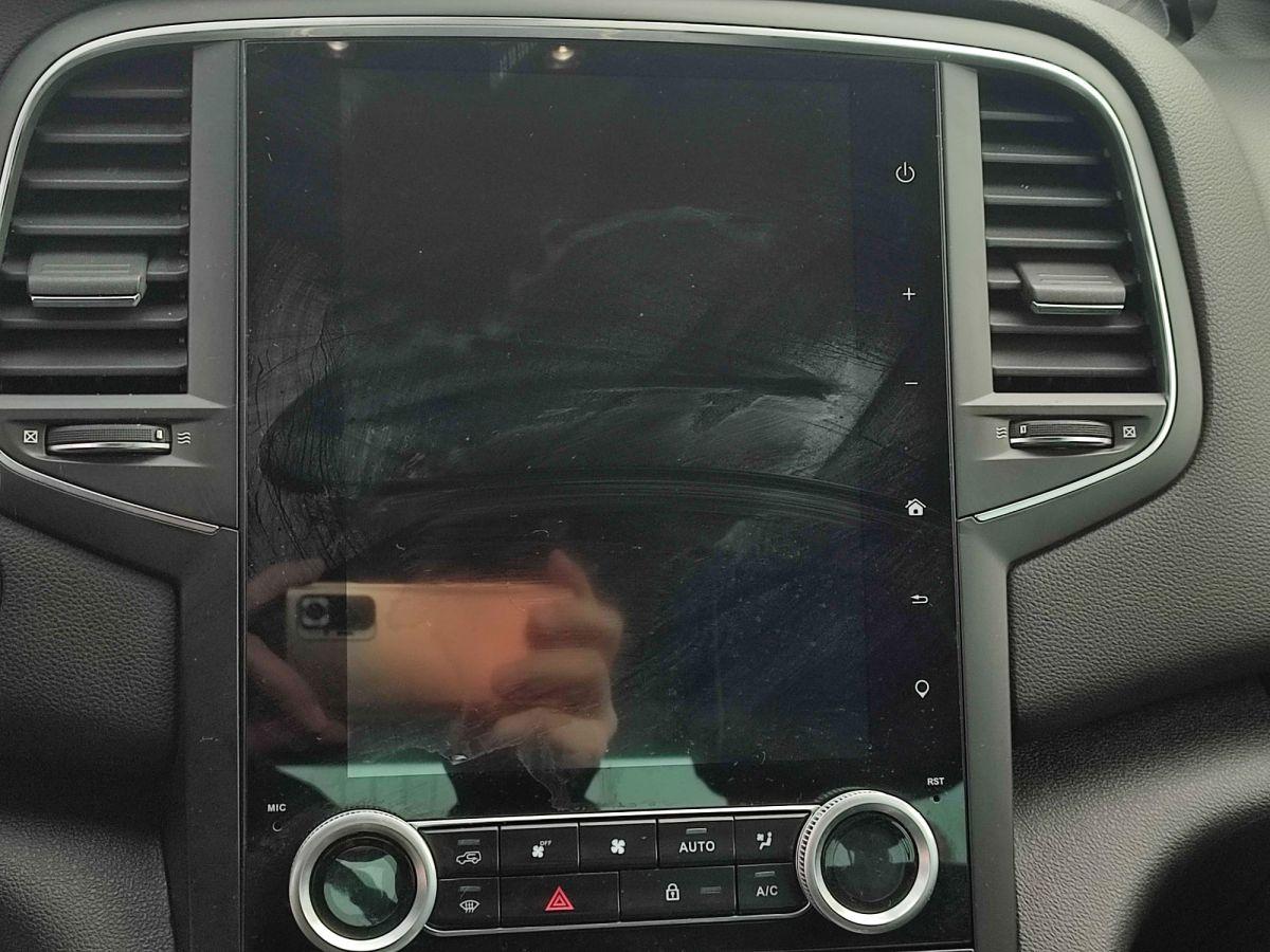 MEGANE SEDAN ICON 1.5 DCI EDC 110