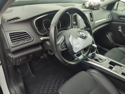 MEGANE SEDAN ICON 1.5 DCI EDC 110