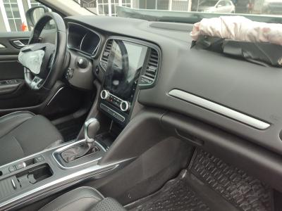 MEGANE SEDAN ICON 1.5 DCI EDC 110