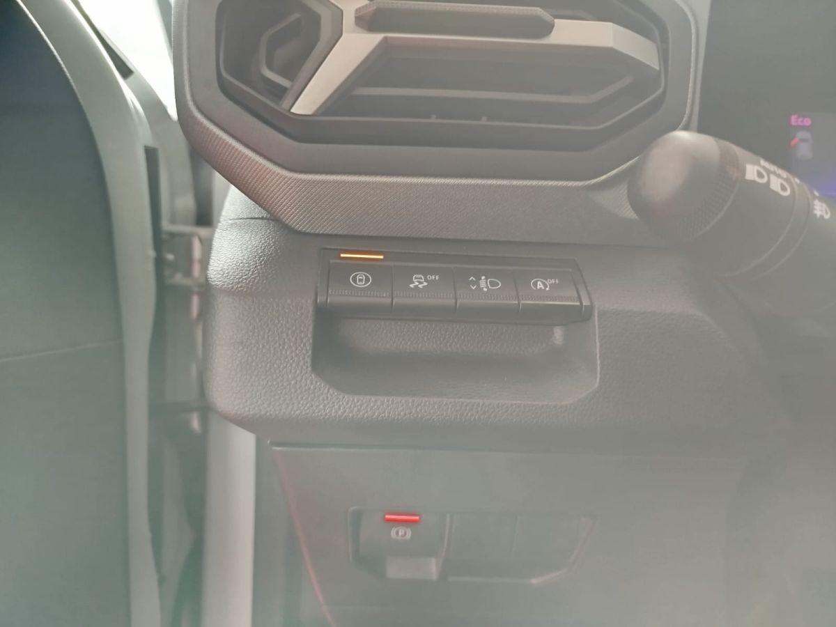 DUSTER TECHNO M.HYBRID ADVANCED 130 4X4