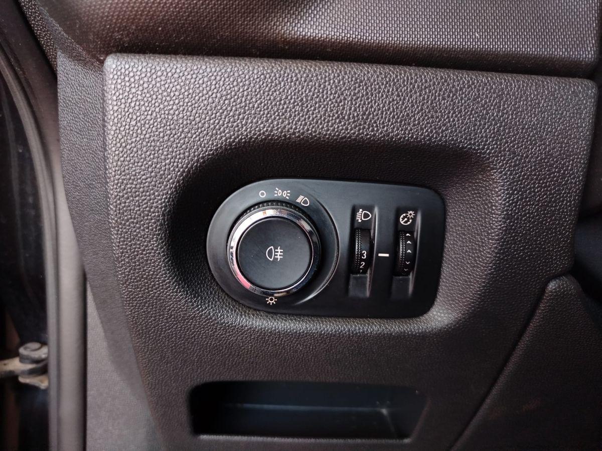 CORSA 5 KAPI 1.2i TWINPORT ESSENTIA CMON