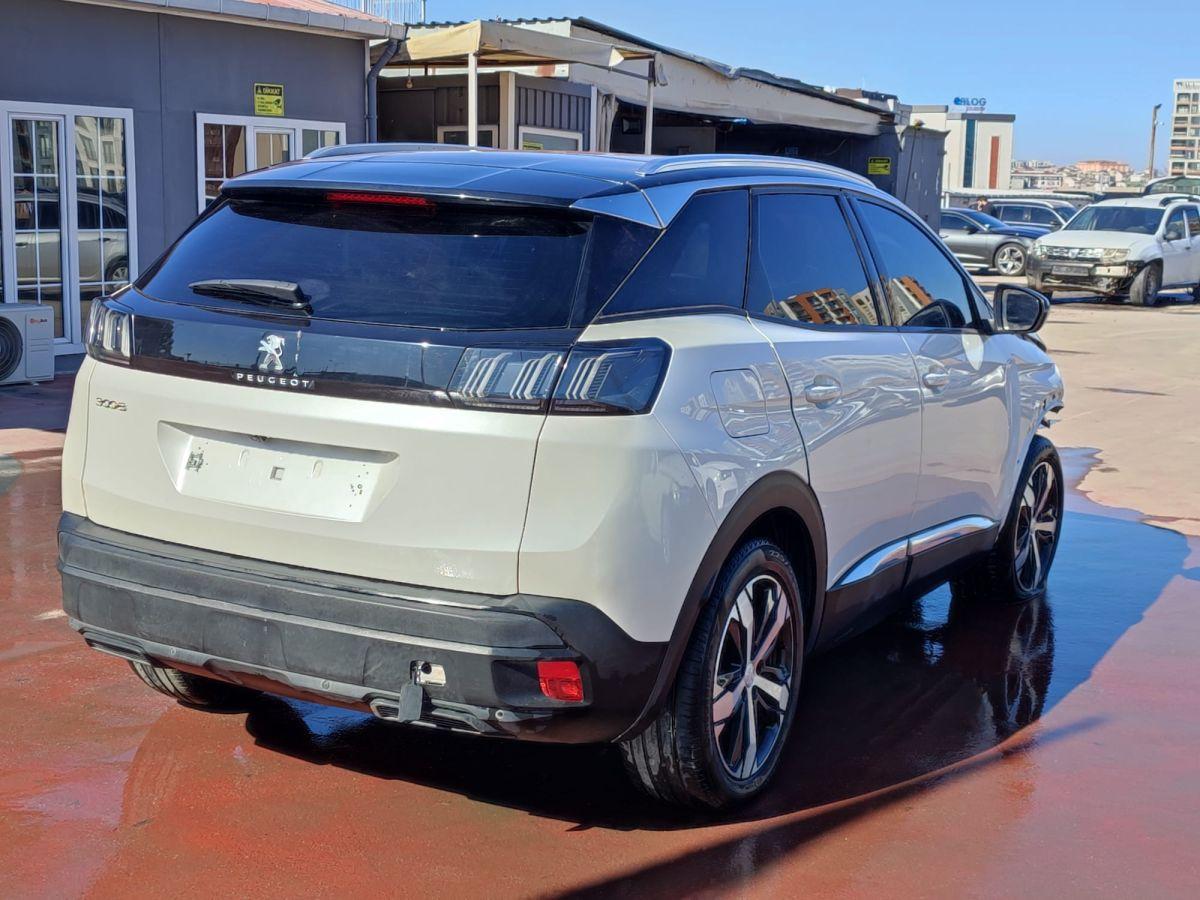 3008 ALLURE 1.5 BLUEHDI 130 EAT8 SELECTION