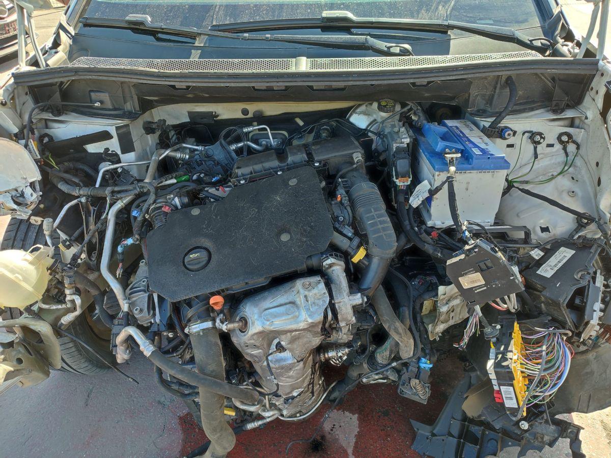 3008 ALLURE 1.5 BLUEHDI 130 EAT8 SELECTION