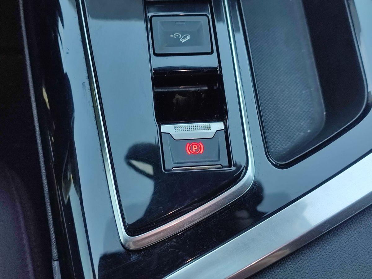 3008 ALLURE 1.5 BLUEHDI 130 EAT8