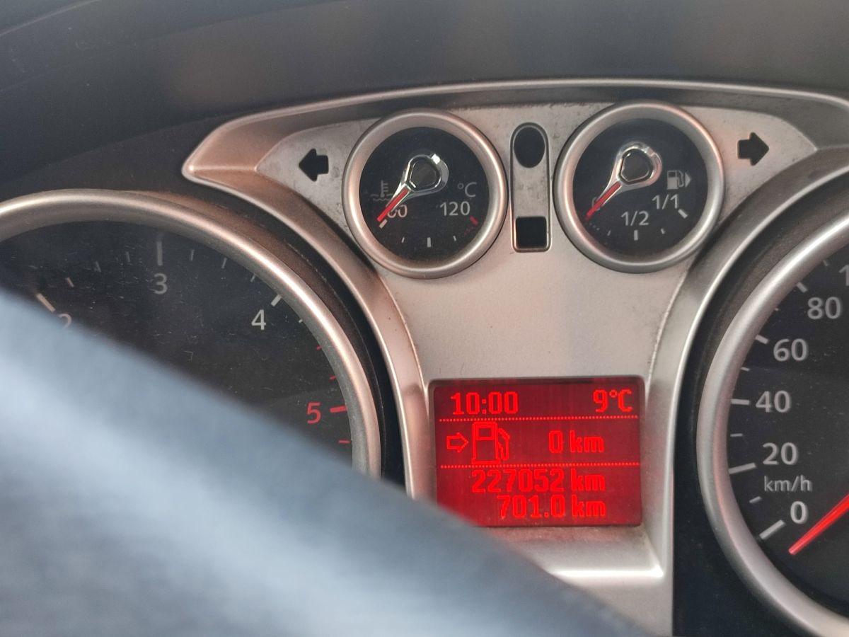 FOCUS TITANIUM 5K 1.6 TDCi (109)