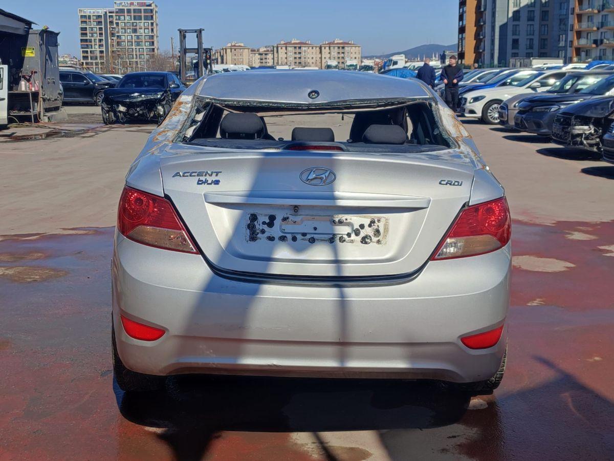 ACCENT BLUE 1.6 CRDI MODE