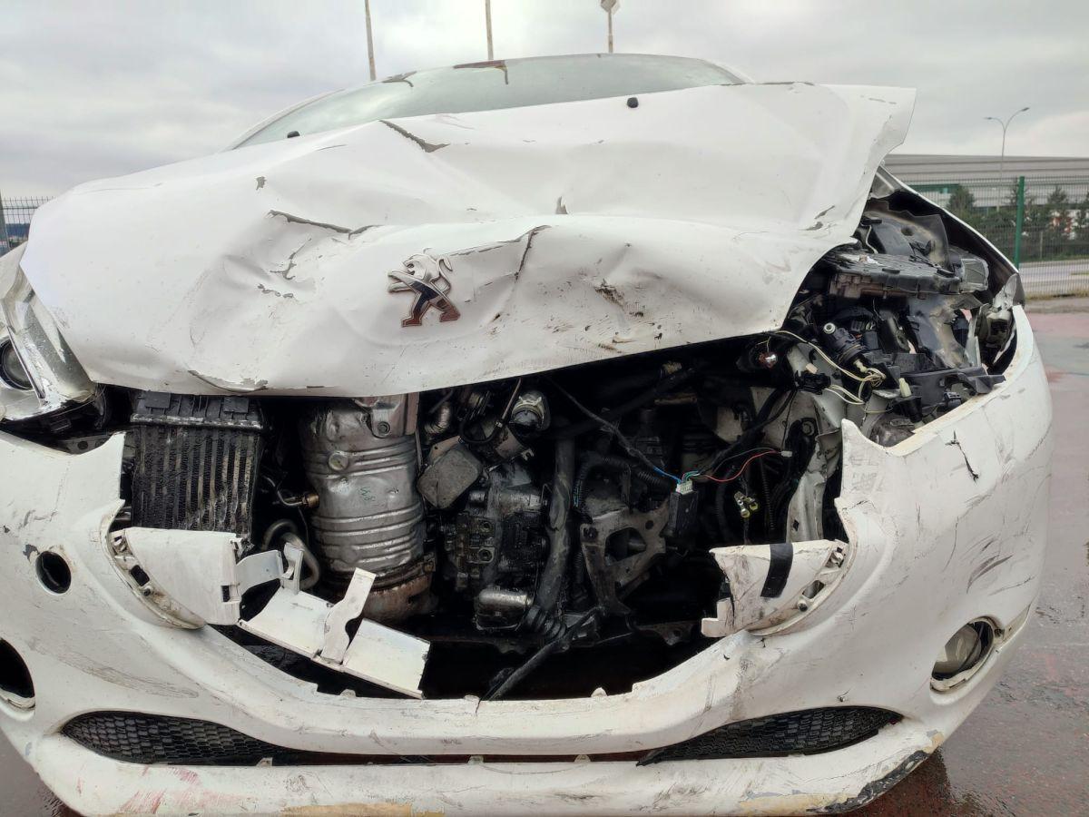 208 5 KAPI ACTIVE 1.4 e-HDI (68) AUTO5R