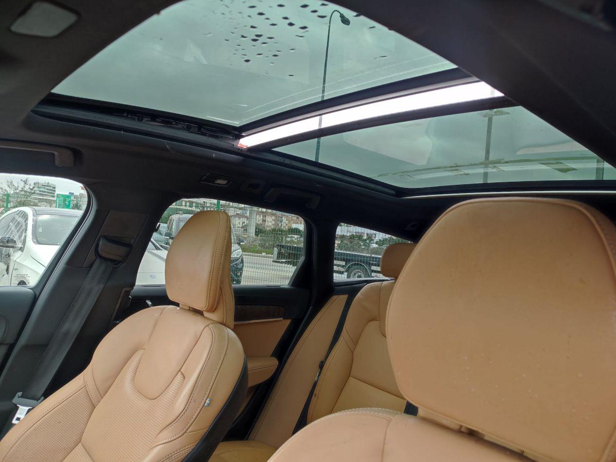 V90 CROSS COUNTRY ULTIMATE BRIGHT