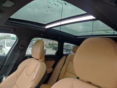 V90 CROSS COUNTRY ULTIMATE BRIGHT