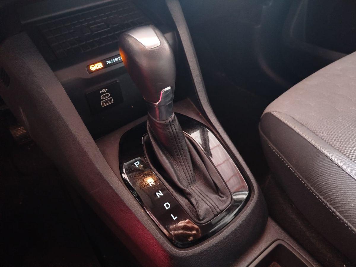 TOURNEO COURIER 1.0 P 125 AT TITANIUM