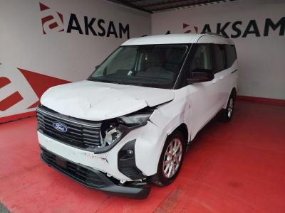 TOURNEO COURIER 1.0 P 125 AT TITANIUM