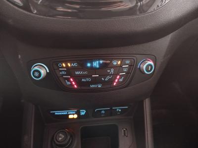 TOURNEO COURIER KOMBI 1.5TDCI 95 MCA E6 TIT.PL