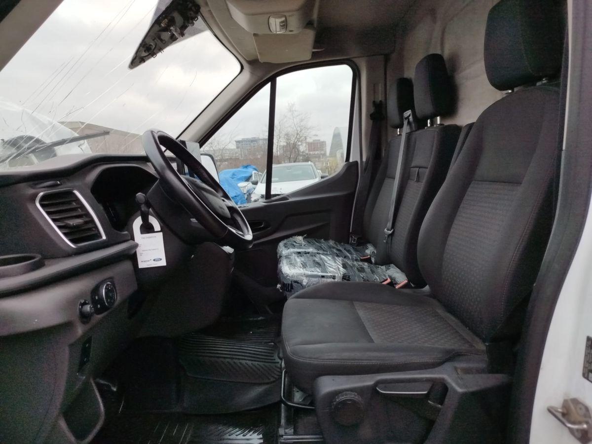 TRANSIT350E VAN BEV 198KW  DELUXE AT ELEKTRIK