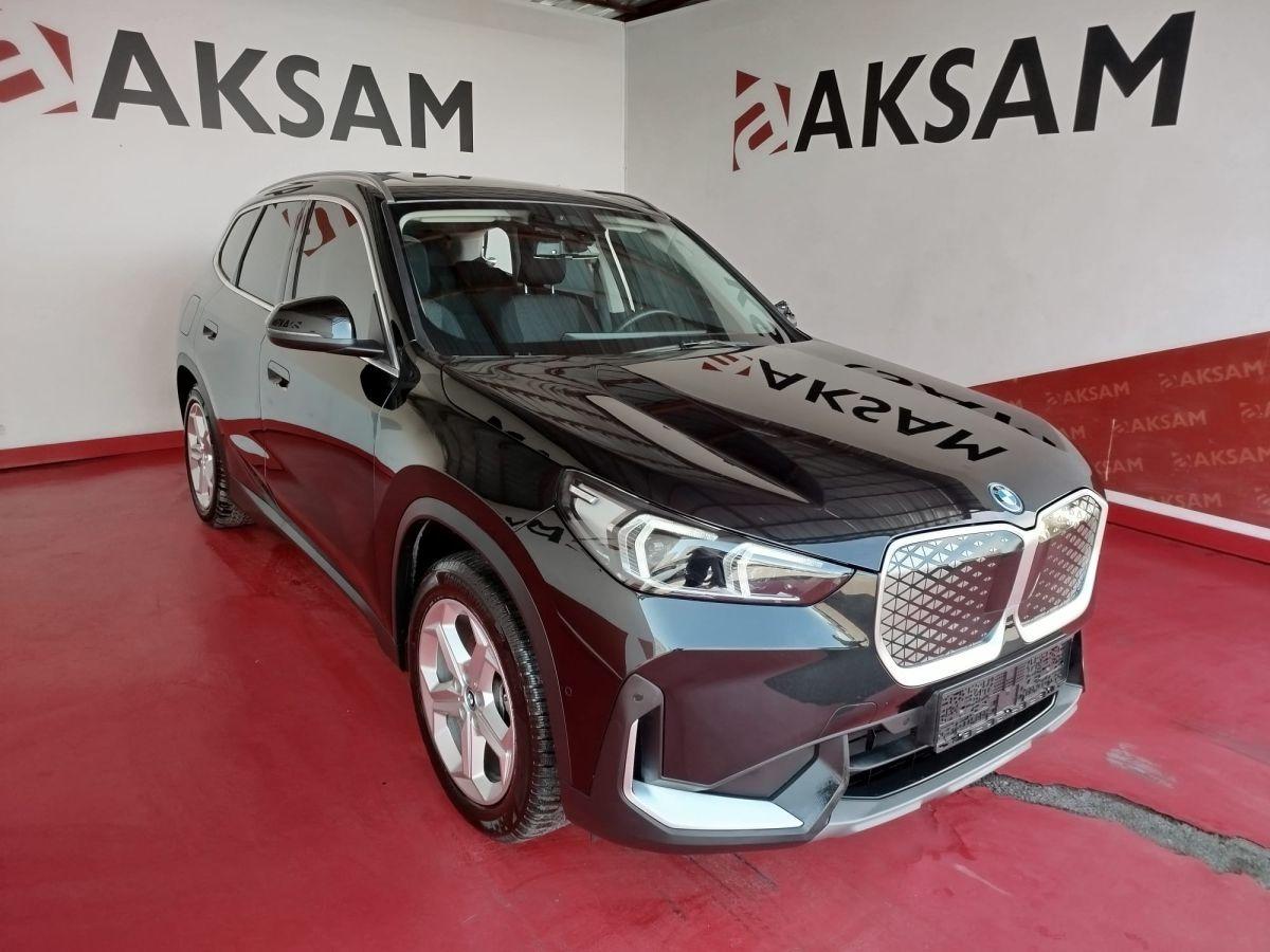 iX1 EDRIVE20 SPORT LINE