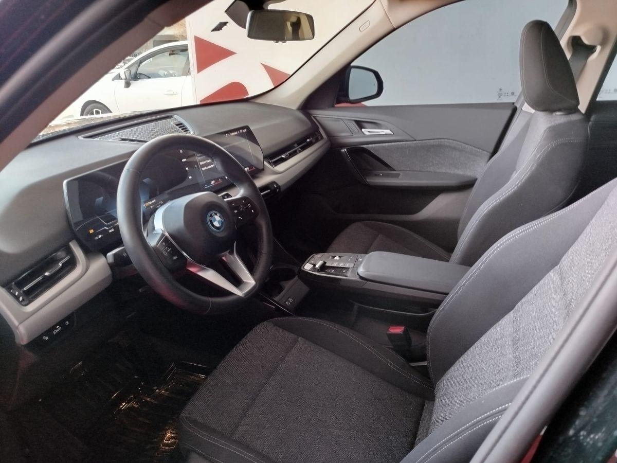 iX1 EDRIVE20 SPORT LINE