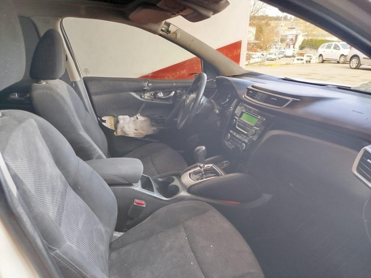 QASHQAI 1.2 TEKNA SKY PACK