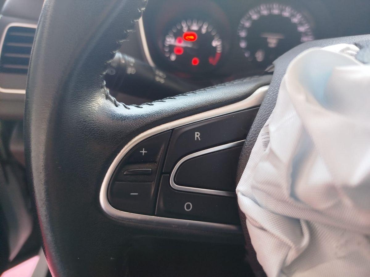 MEGANE SEDAN TOUCH 1.5 DCI 110