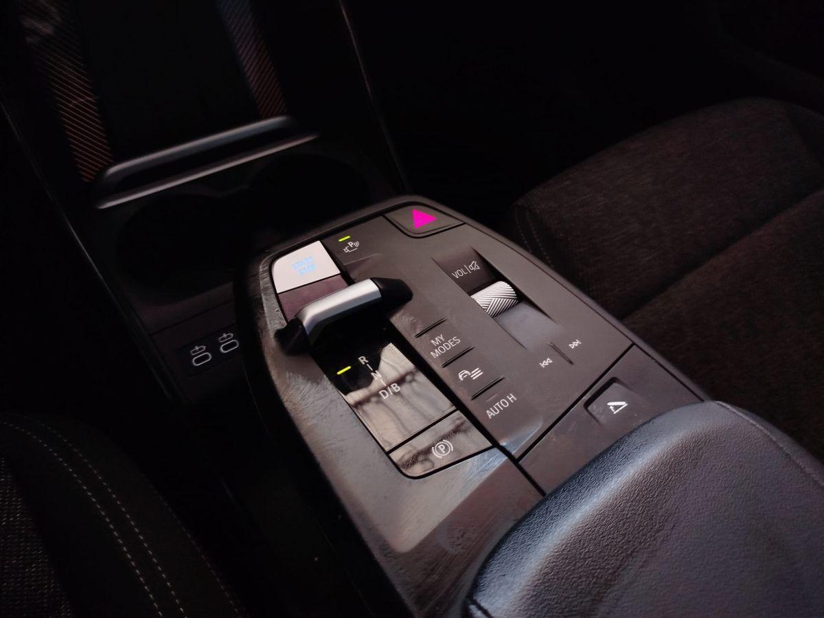 iX1 EDRIVE20 SPORT LINE