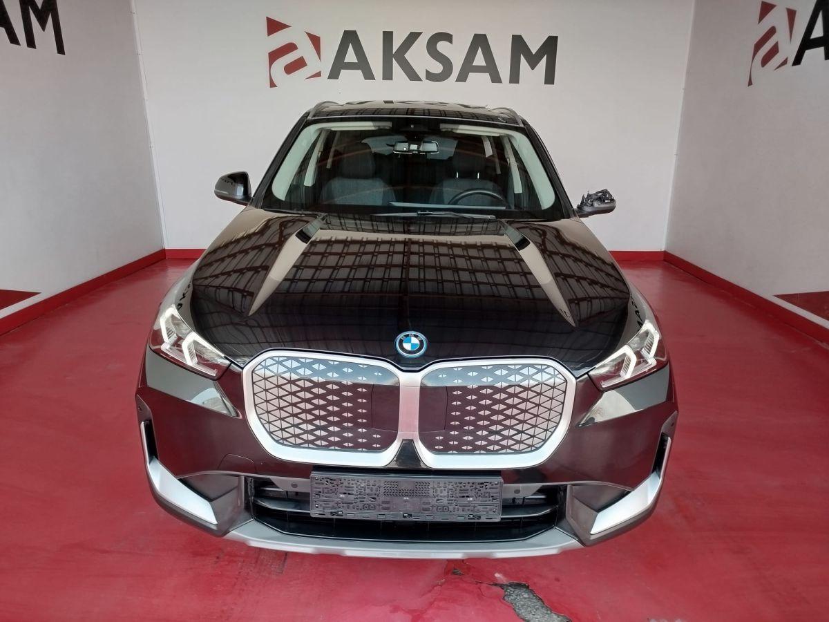 iX1 EDRIVE20 SPORT LINE