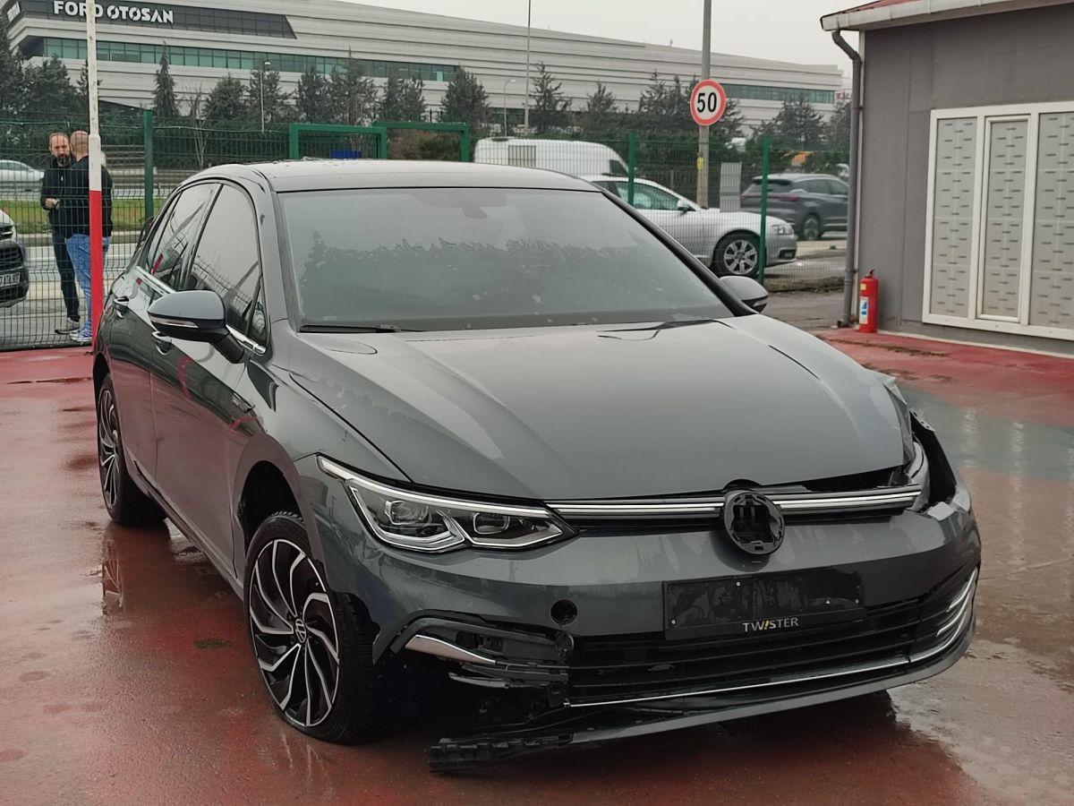 GOLF 1.0 eTSI 110 DSG STYLE