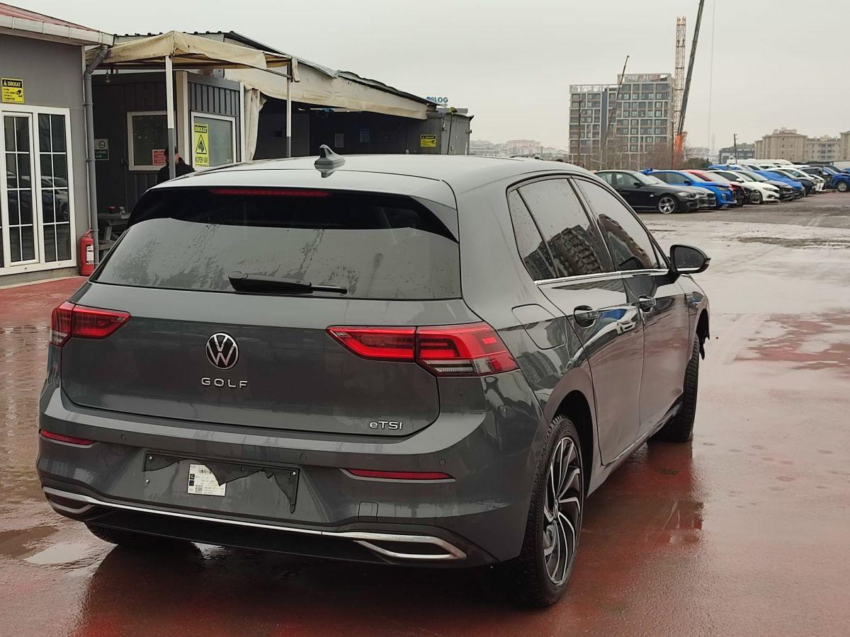 GOLF 1.0 eTSI 110 DSG STYLE