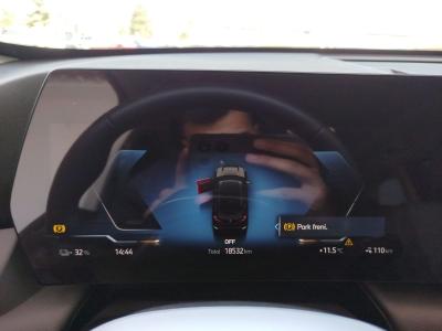 iX1 EDRIVE20 SPORT LINE