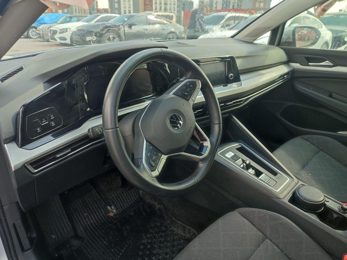 GOLF 1.0 eTSI 110 DSG LIFE