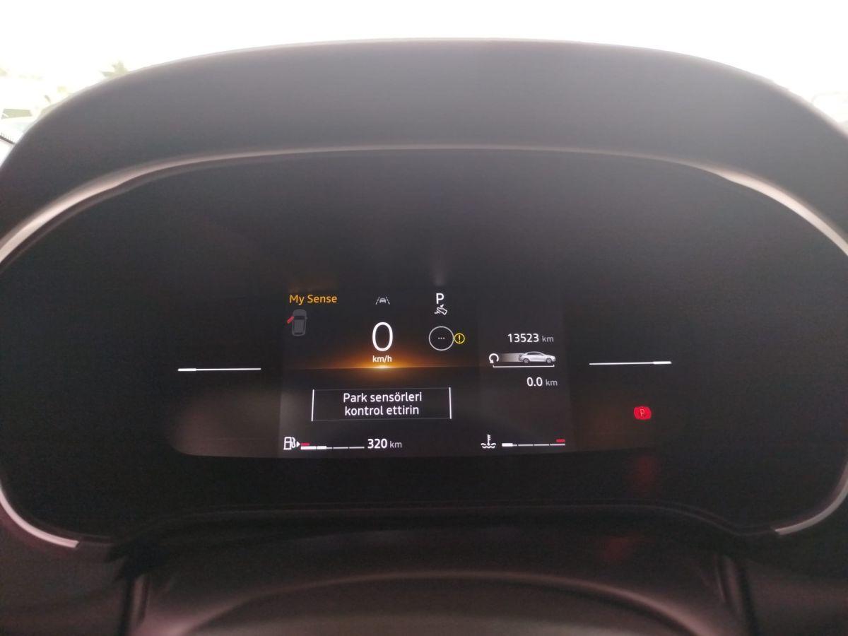 MEGANE SEDAN ICON 1.3 TCE EDC 140 FAZ2