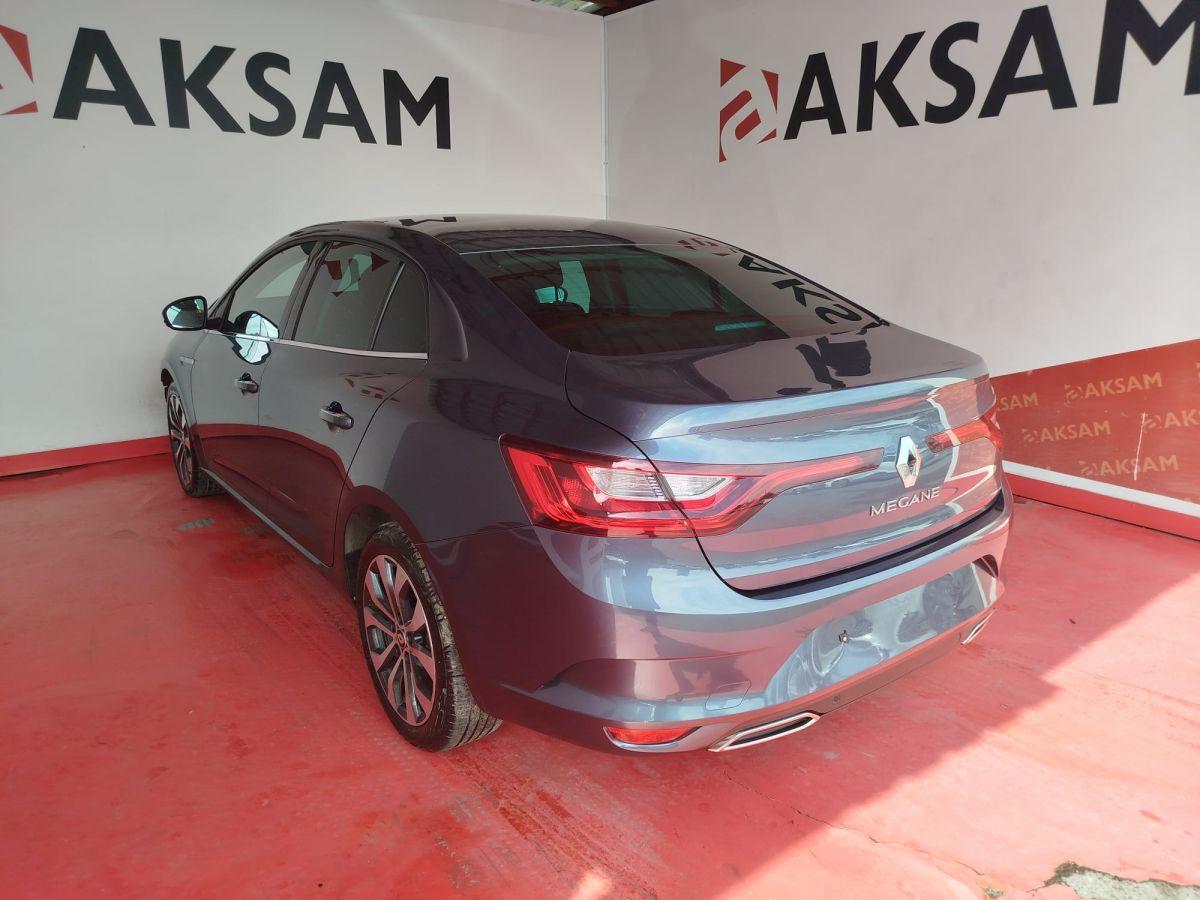 MEGANE SEDAN ICON 1.3 TCE EDC 140 FAZ2