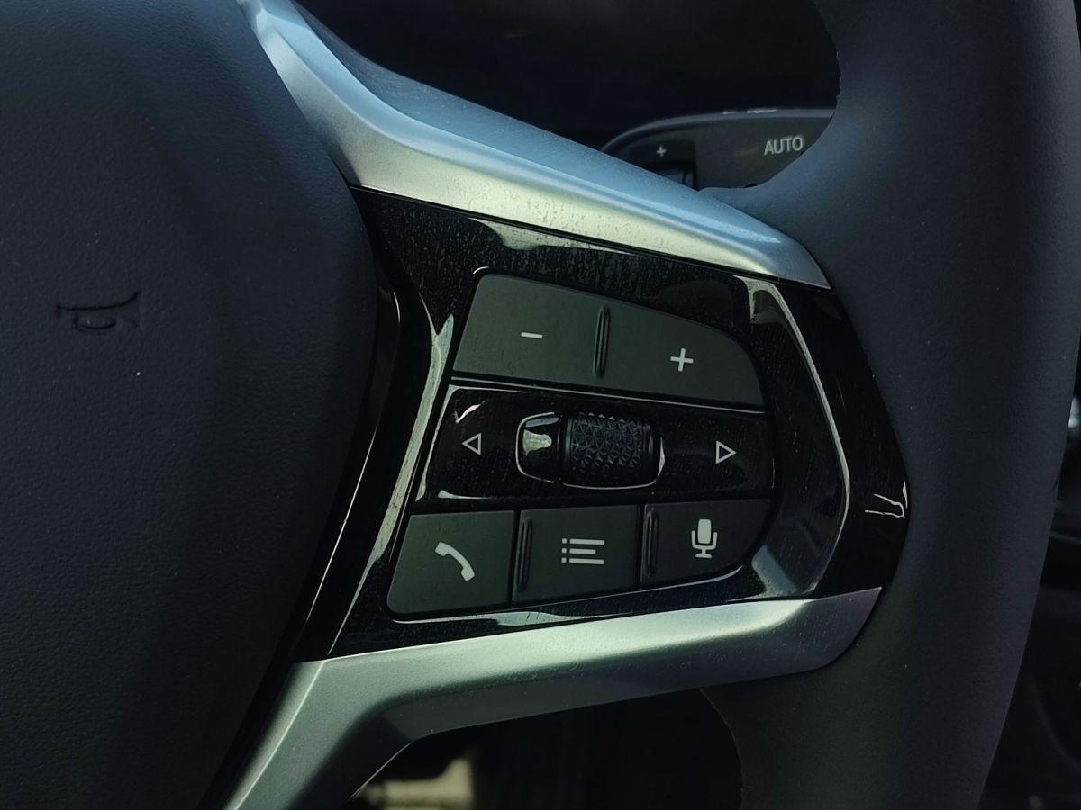 I4 EDRIVE40 SPORT LINE (160KW)