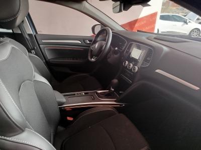 MEGANE SEDAN ICON 1.3 TCE EDC 140 FAZ2