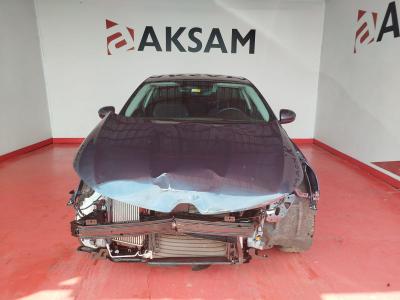 MEGANE SEDAN ICON 1.3 TCE EDC 140 FAZ2