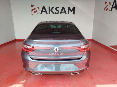 MEGANE SEDAN ICON 1.3 TCE EDC 140 FAZ2