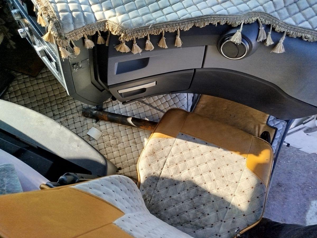 CEKICI T 520 HIGHCAB 4X2 T E6 RET