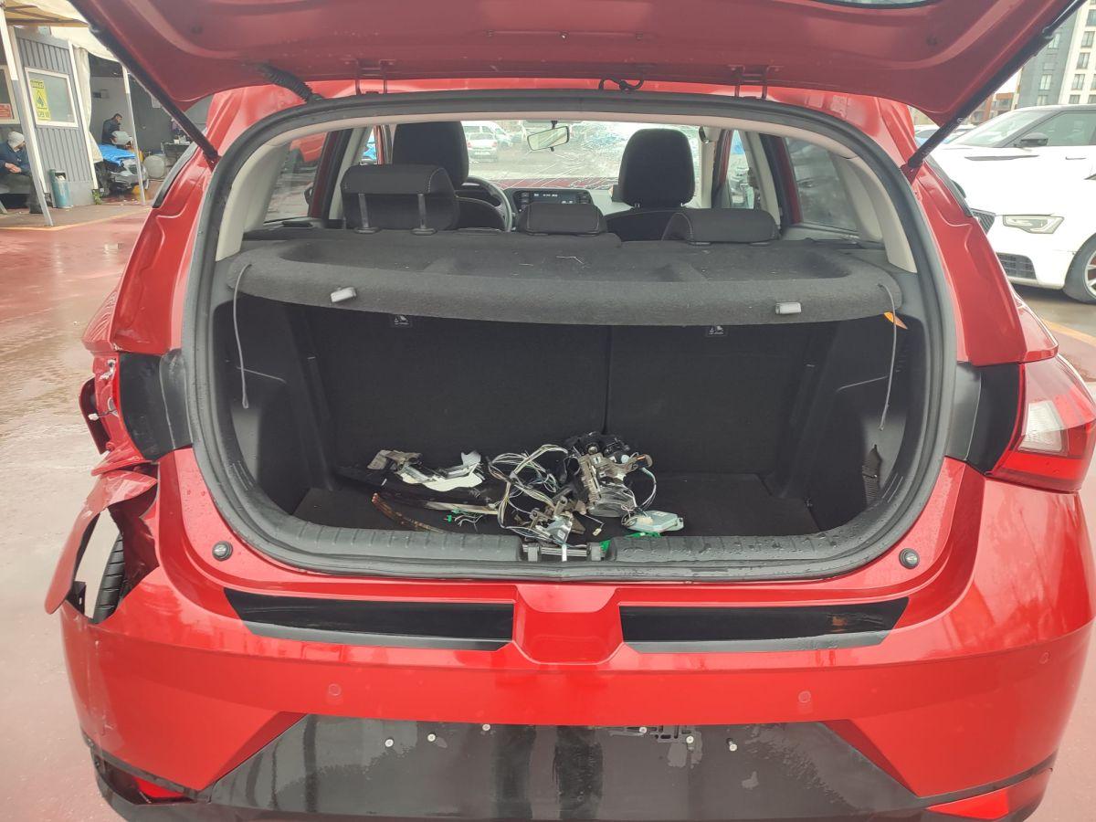 i20 1.4 MPI 100 STYLE PLUS 6AT