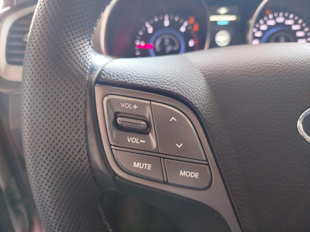 SANTA FE 2.0 CRDI R5 184 EXECUTIVE AT 4x4