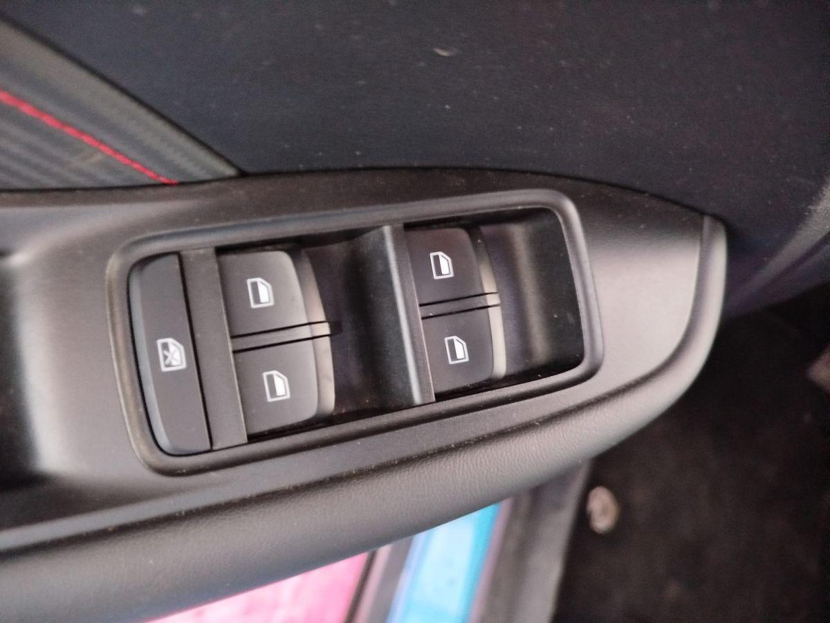 ZS 1.0T 111 6AT LUXURY PLUS