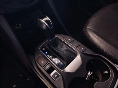 SANTA FE 2.0 CRDI R5 184 EXECUTIVE AT 4x4