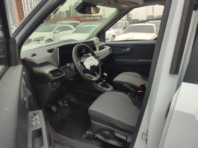 TOURNEOCOURIERKOMBI 1.5 TDCI 100 SCR TITANIUM