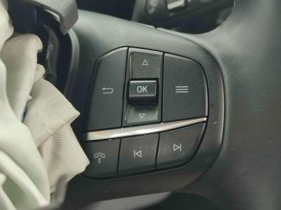 TOURNEOCOURIERKOMBI 1.5 TDCI 100 SCR TITANIUM