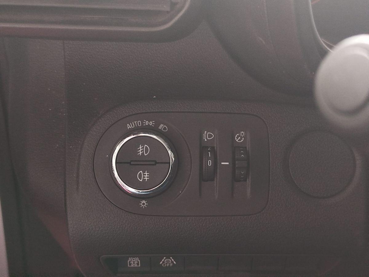 COMBO ULTIMATE 1.5 130 DIZEL AT8