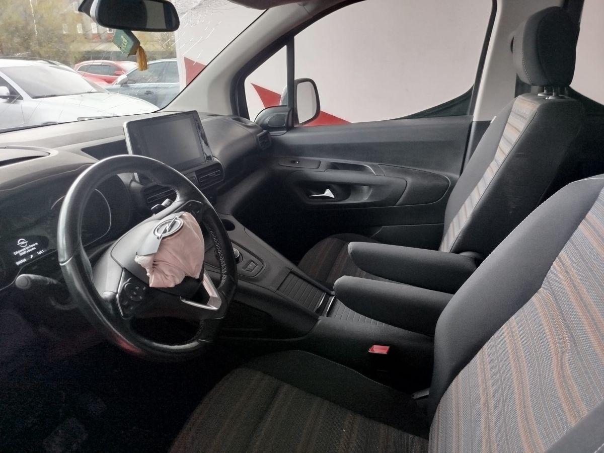 COMBO ULTIMATE 1.5 130 DIZEL AT8