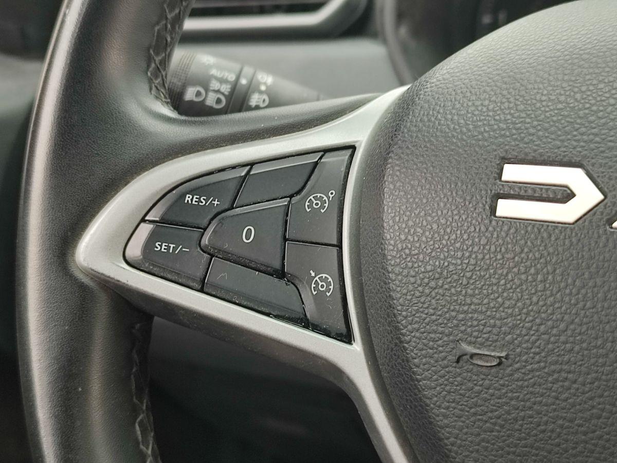 DUSTER ESSENTIAL BLUE DCI 115 4x4