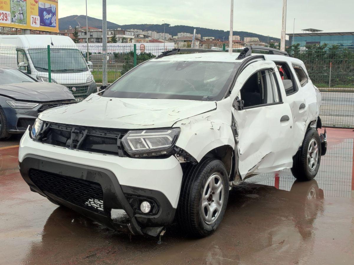 DUSTER ESSENTIAL BLUE DCI 115 4x4