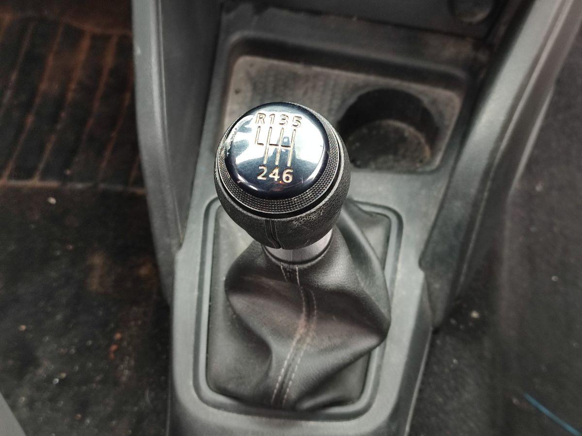 DUSTER ESSENTIAL BLUE DCI 115 4x4