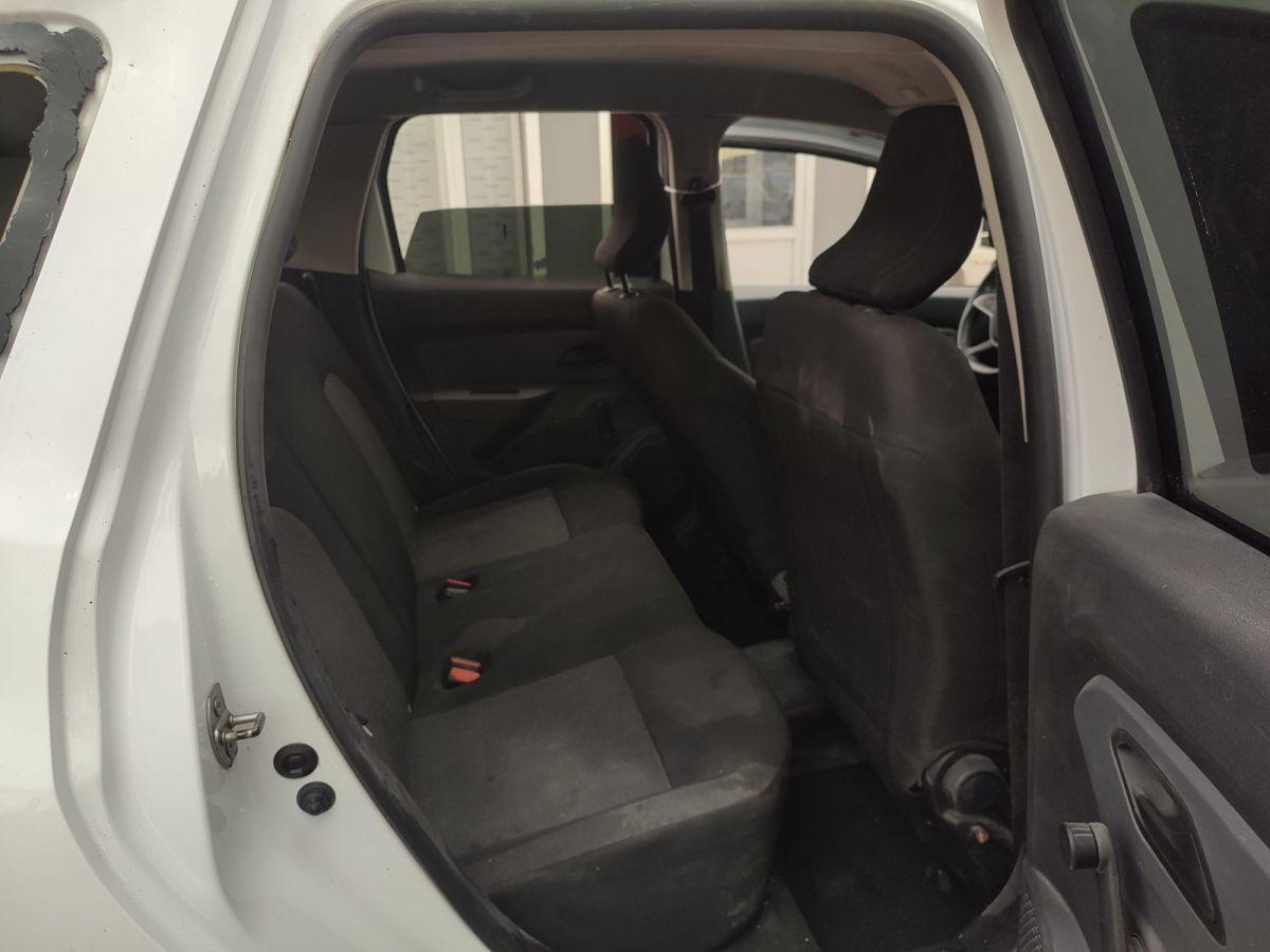 DUSTER ESSENTIAL BLUE DCI 115 4x4