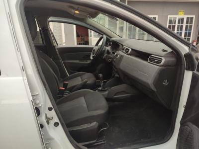 DUSTER ESSENTIAL BLUE DCI 115 4x4