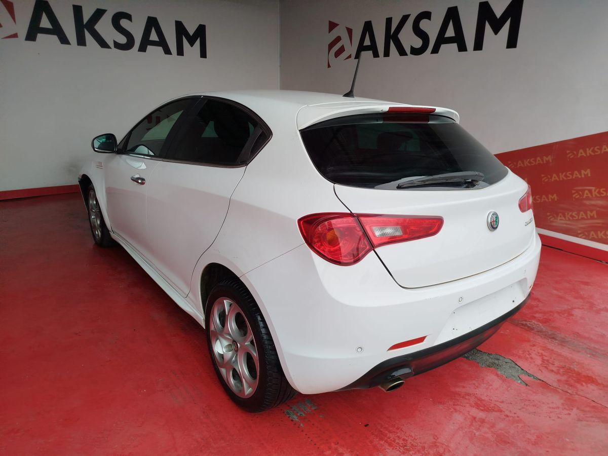 GIULIETTA 1.6 JTDM 120 SUPER TCT