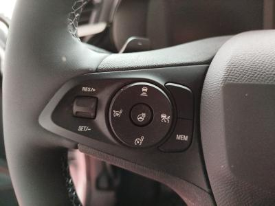 CORSA 1.2 100 AT8 GS FL