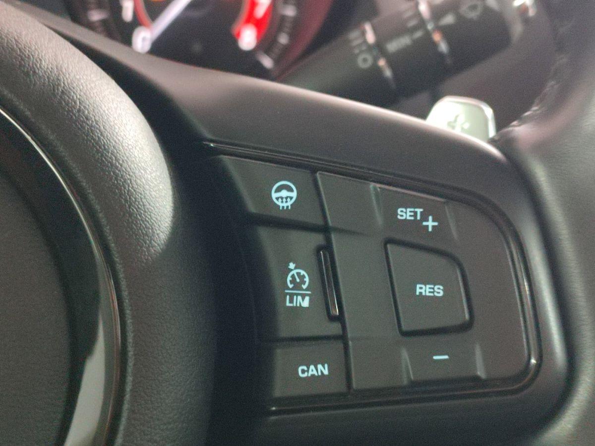 F-TYPE COUPE R-DYNAMIC 2.0I4 300